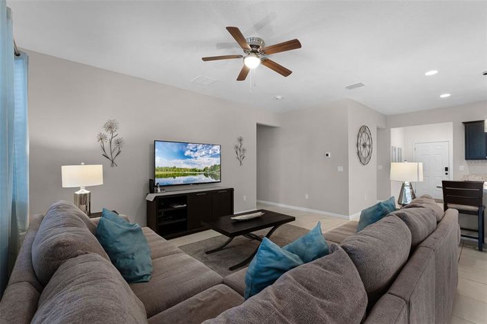 Image No.9-5 Bed Property for sale