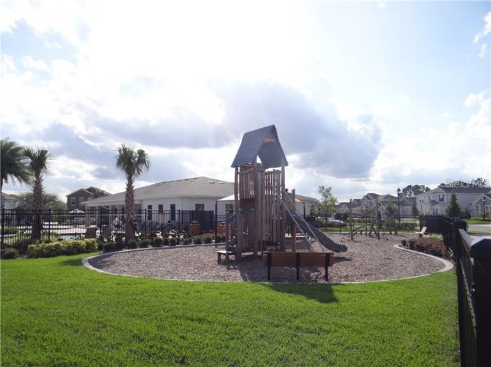 Image No.17-3 Bed Property for sale