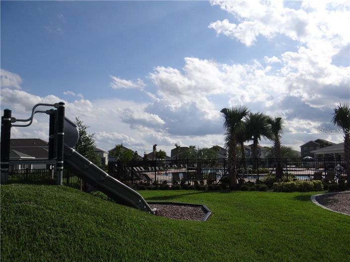 Image No.18-3 Bed Property for sale