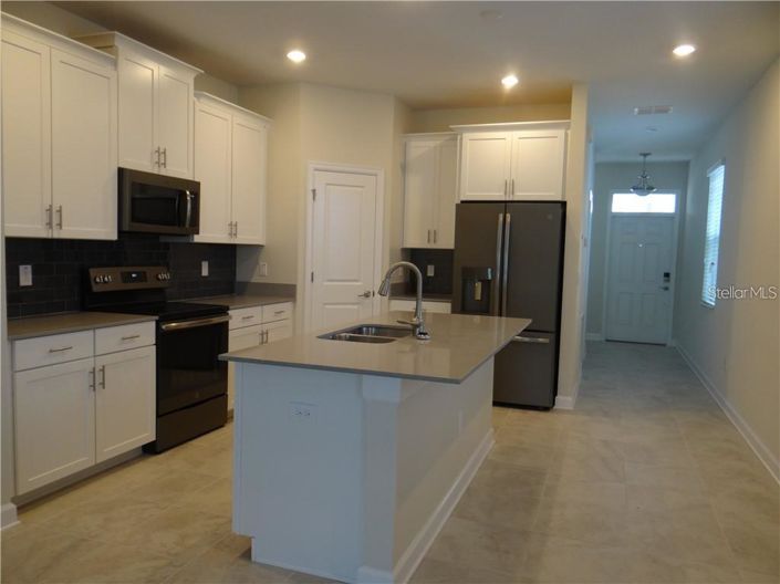 Image No.5-3 Bed Property for sale