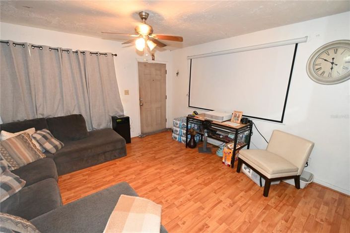 Image No.18-4 Bed Property for sale