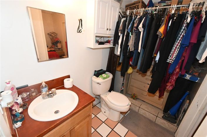 Image No.25-4 Bed Property for sale