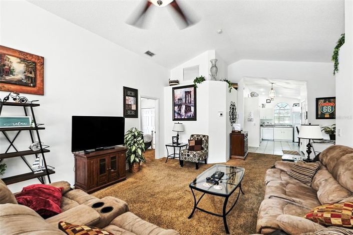 Image No.12-4 Bed Property for sale