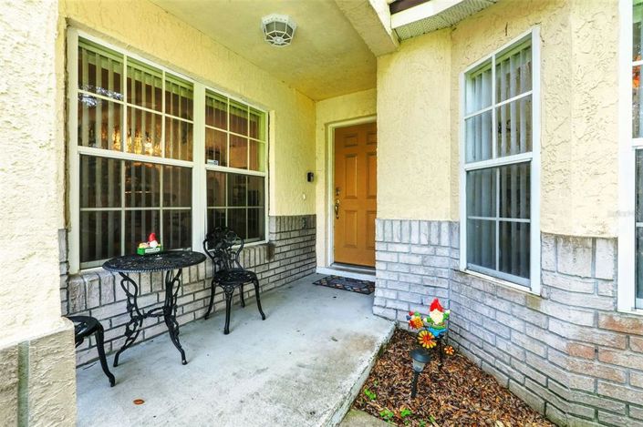 Image No.4-4 Bed Property for sale