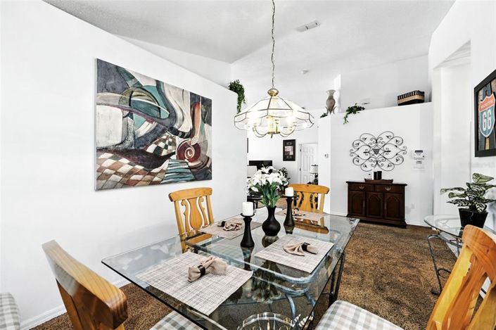 Image No.8-4 Bed Property for sale