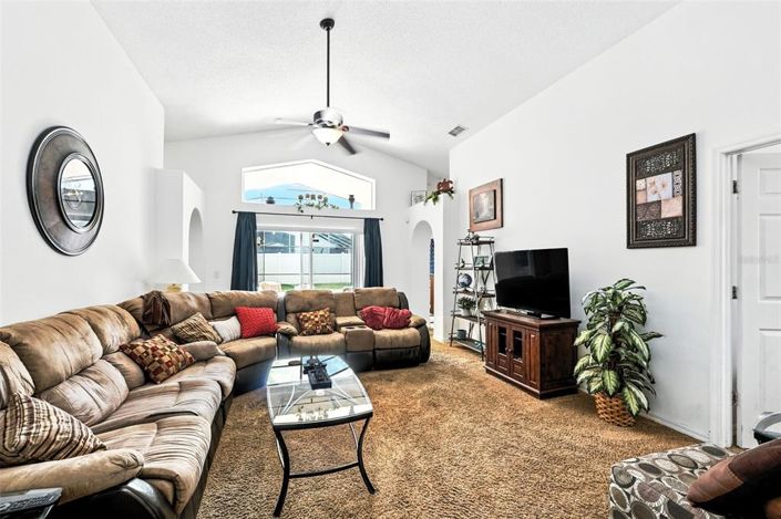 Image No.9-4 Bed Property for sale