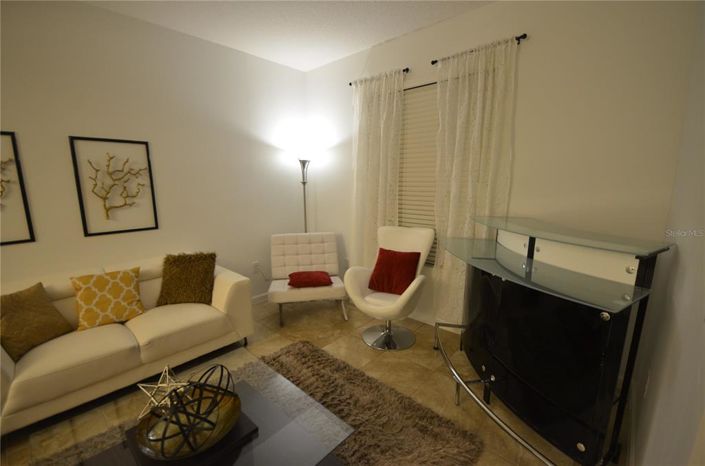 Image No.3-6 Bed Property for sale