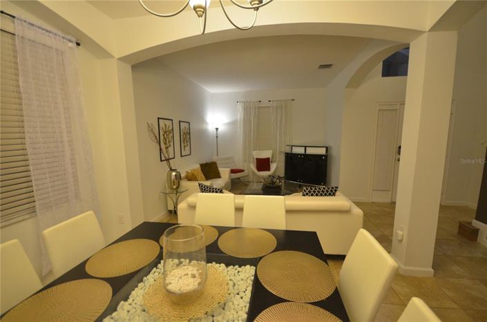 Image No.6-6 Bed Property for sale