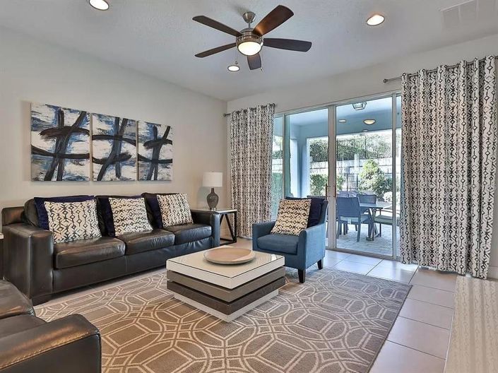 Image No.21-6 Bed Property for sale