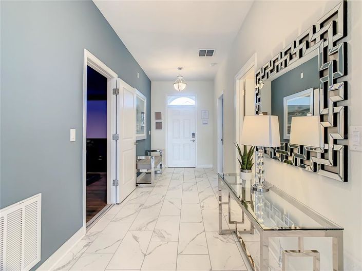 Image No.21-8 Bed Property for sale