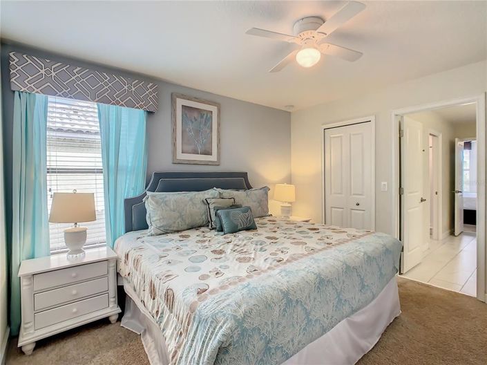 Image No.11-8 Bed Property for sale