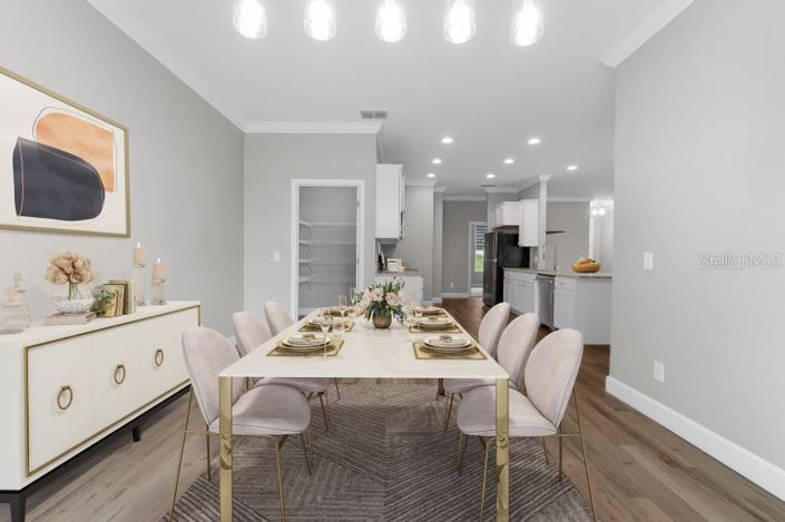 Image No.10-3 Bed Property for sale