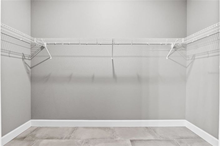 Image No.20-3 Bed Property for sale