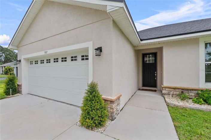 Image No.3-3 Bed Property for sale