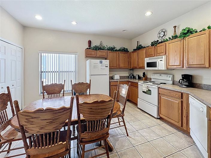 Image No.7-4 Bed Property for sale