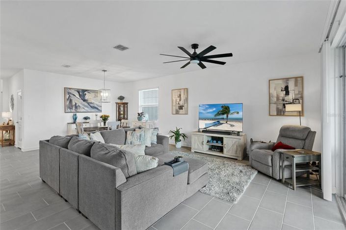 Image No.9-Propriété de 4 chambres à vendre à Davenport