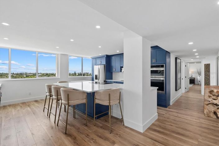 Image No.16-3 Bed Property for sale