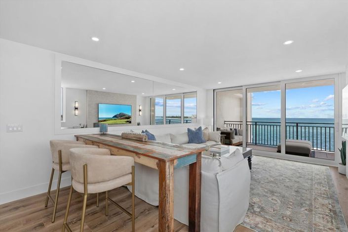 Image No.7-3 Bed Property for sale