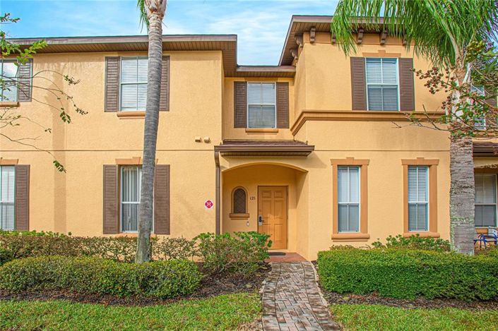 Image No.1-4 Bed Townhouse for sale