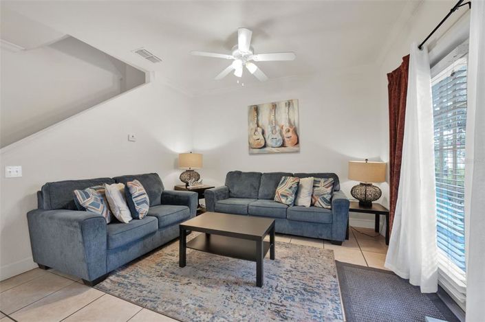 Image No.5-4 Bed Townhouse for sale