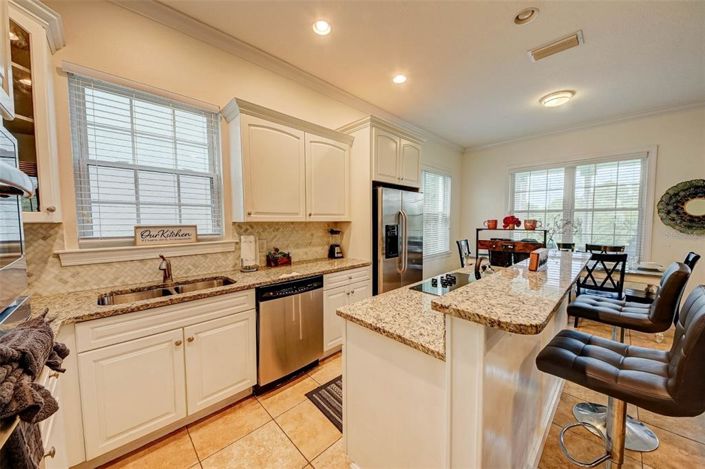 Image No.15-5 Bed Property for sale