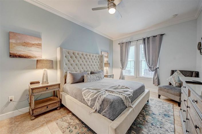 Image No.18-5 Bed Property for sale