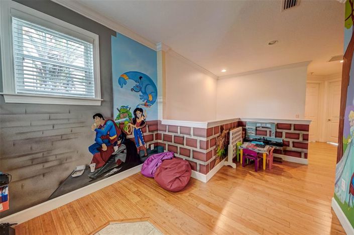 Image No.25-5 Bed Property for sale