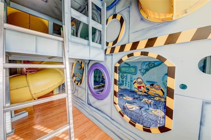 Image No.26-5 Bed Property for sale