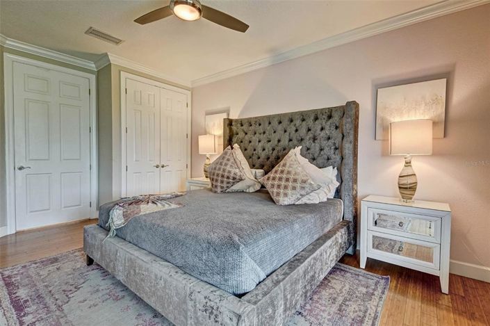 Image No.30-5 Bed Property for sale