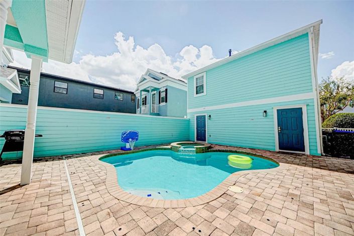 Image No.46-5 Bed Property for sale