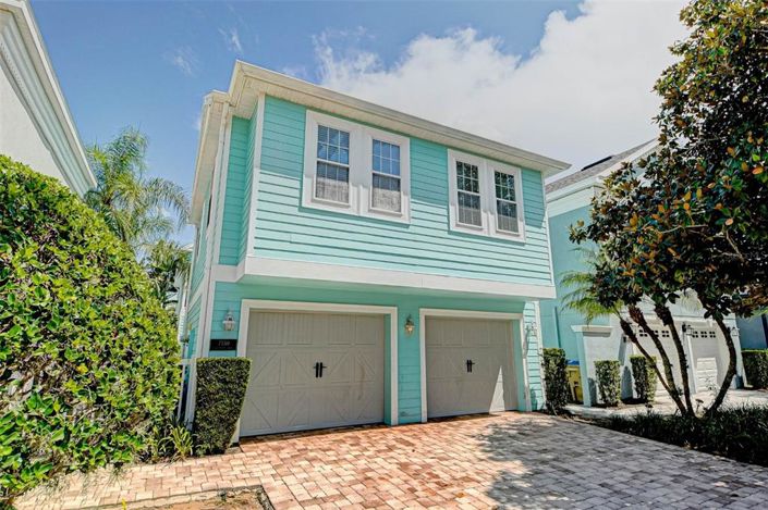 Image No.48-5 Bed Property for sale