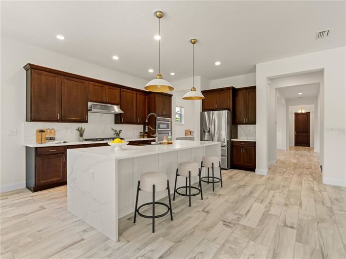 Image No.14-5 Bed Property for sale