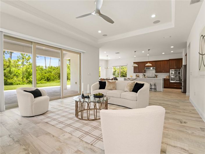 Image No.22-5 Bed Property for sale