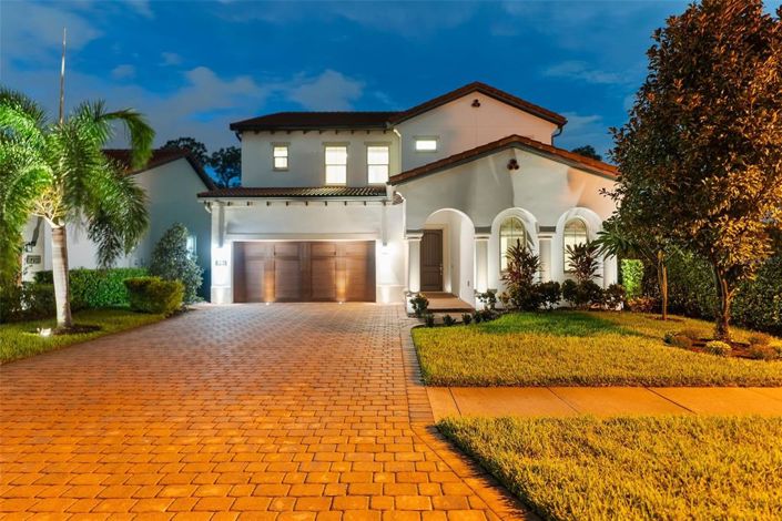 Image No.3-5 Bed Property for sale