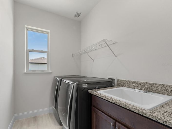 Image No.51-5 Bed Property for sale