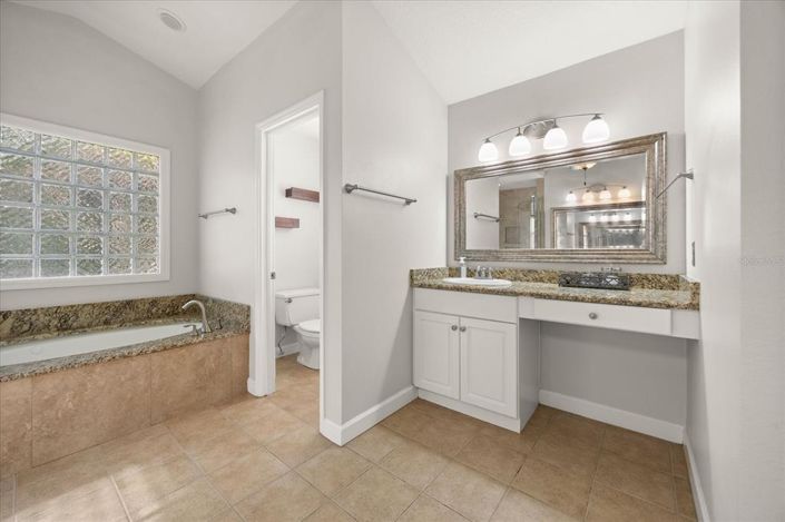 Image No.29-4 Bed Property for sale