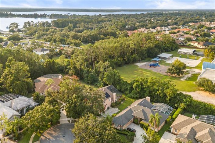 Image No.49-4 Bed Property for sale