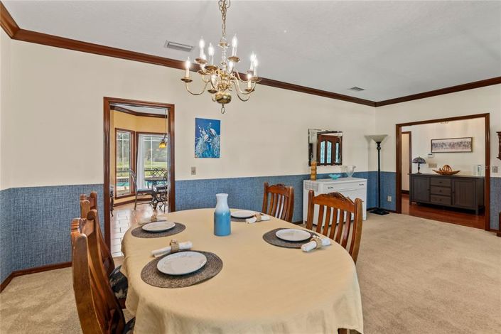 Image No.10-4 Bed Property for sale