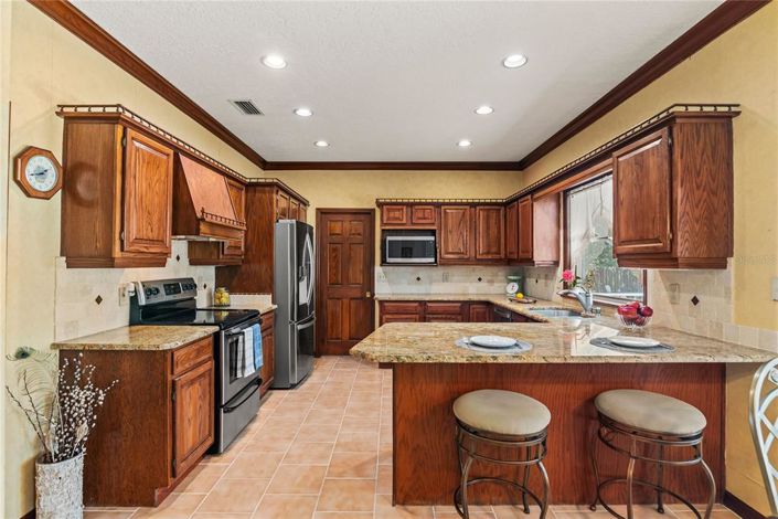 Image No.16-4 Bed Property for sale