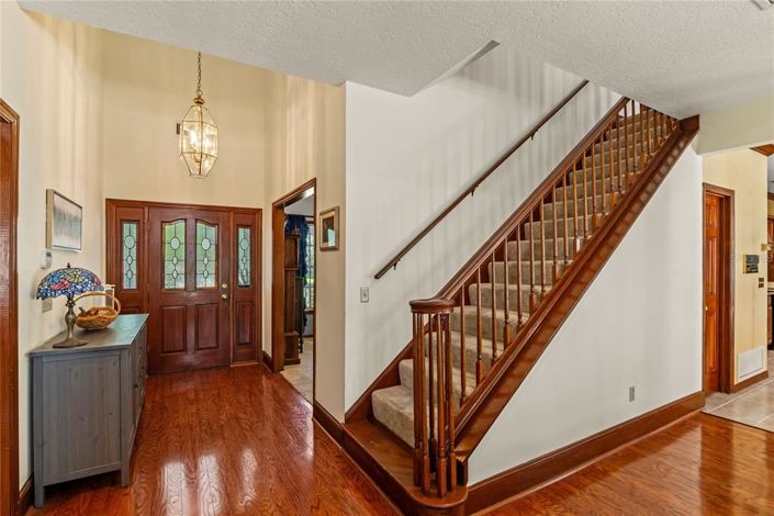 Image No.8-4 Bed Property for sale