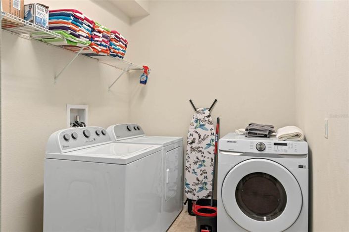 Image No.13-9 Bed Property for sale