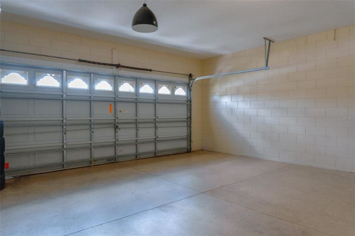 Image No.32-5 Bed Property for sale