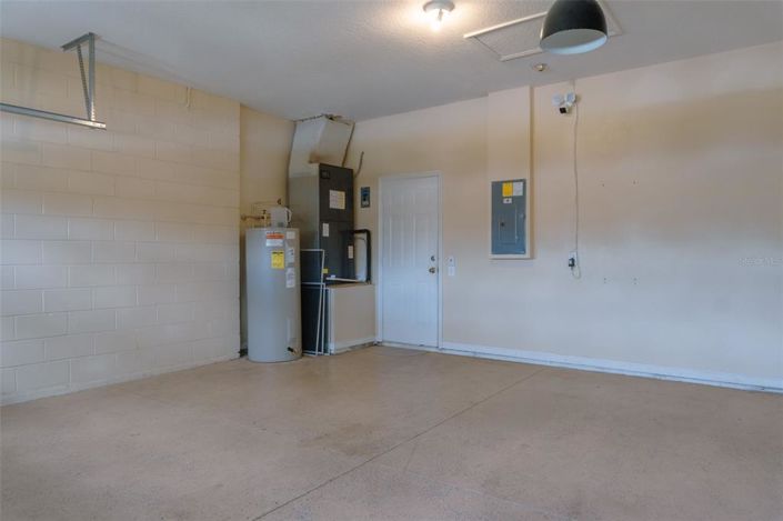 Image No.33-5 Bed Property for sale