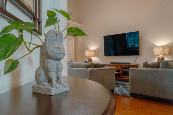 Image No.4-5 Bed Property for sale