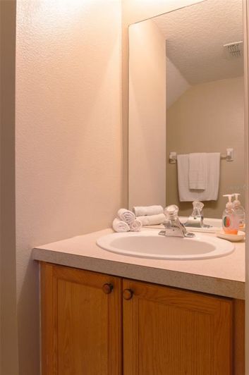 Image No.47-5 Bed Property for sale