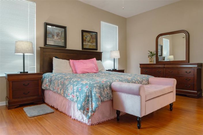 Image No.49-5 Bed Property for sale