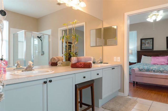 Image No.8-5 Bed Property for sale