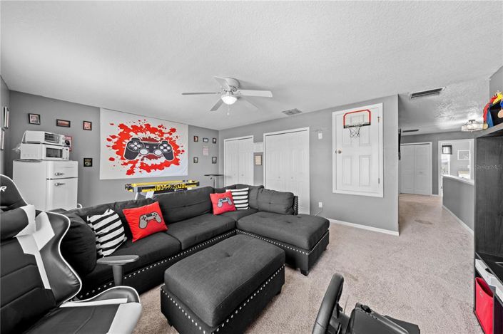 Image No.55-5 Bed Property for sale