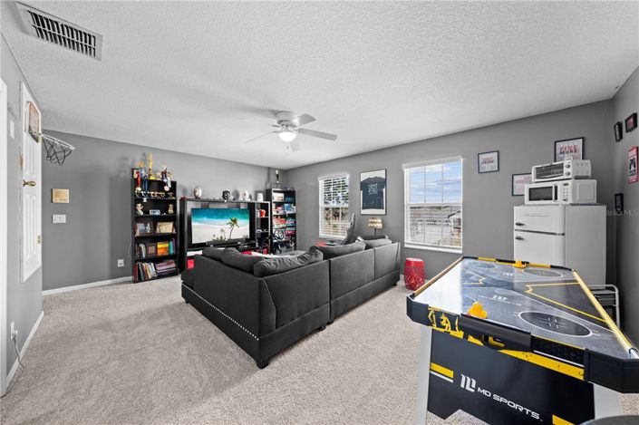 Image No.56-5 Bed Property for sale