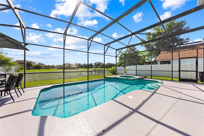 Image No.57-5 Bed Property for sale